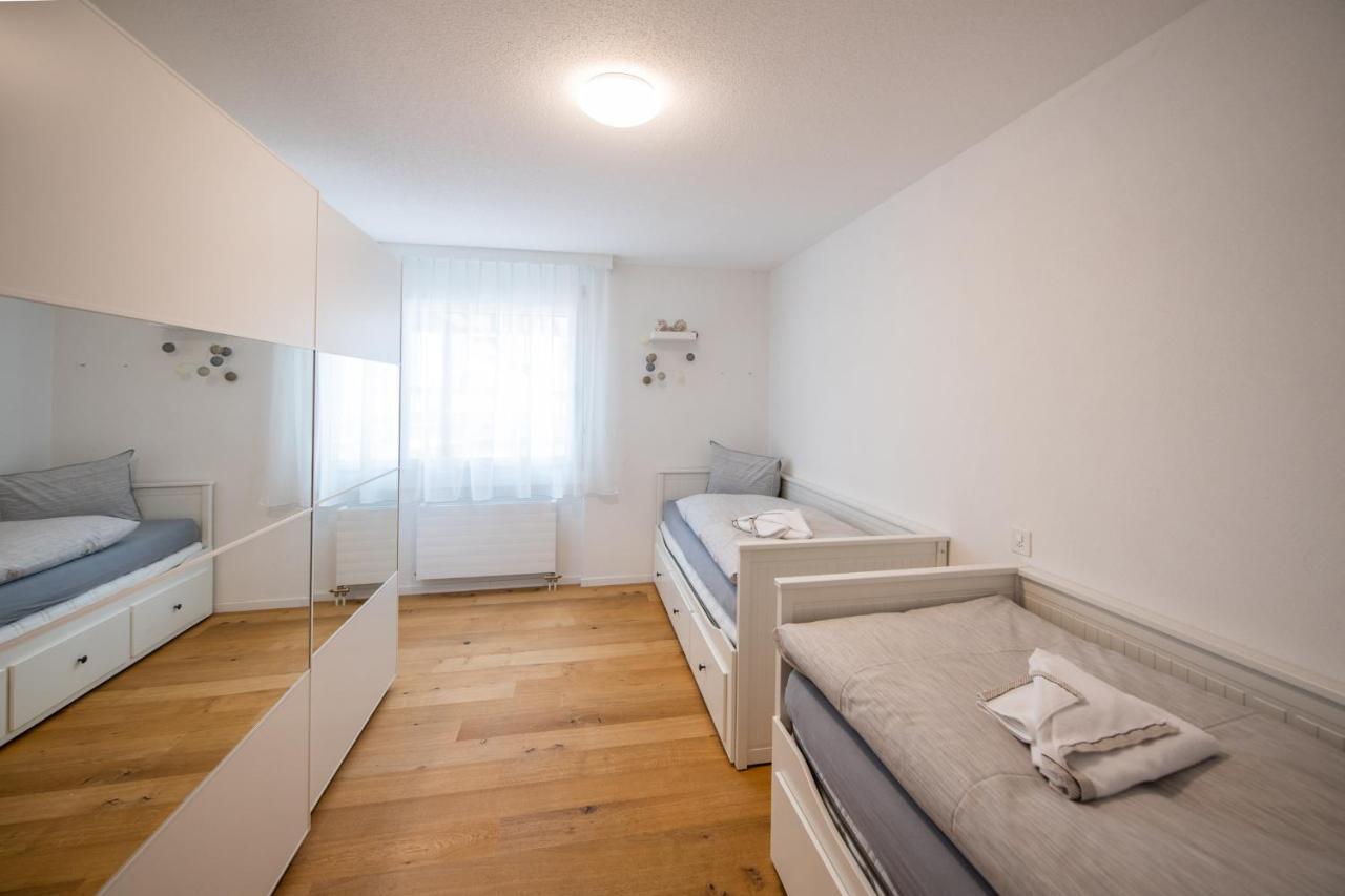 Agrimonia - 5,5-Zi Duplex Wohnung Bis 9 Personen Mit Eigenem Garten 다보스 외부 사진