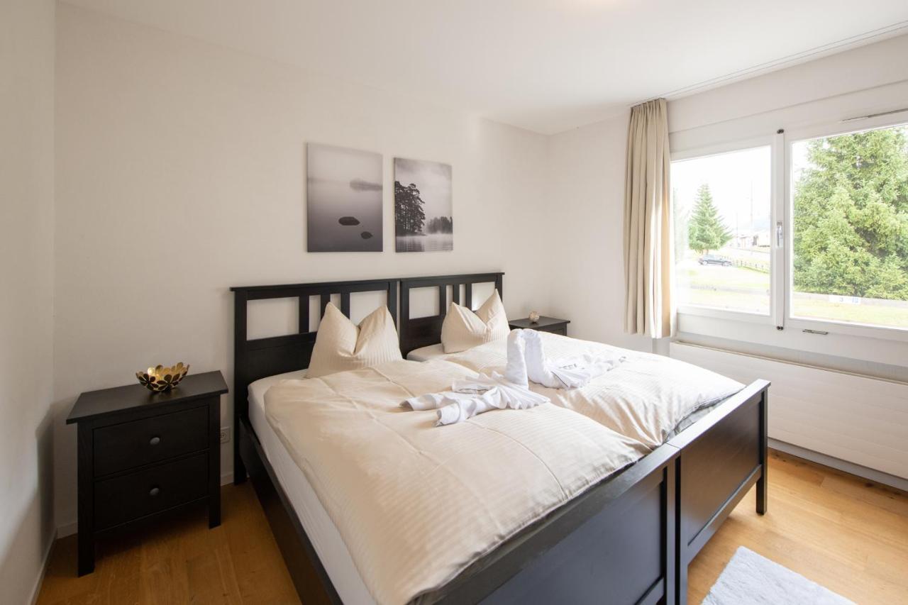 Agrimonia - 5,5-Zi Duplex Wohnung Bis 9 Personen Mit Eigenem Garten 다보스 외부 사진